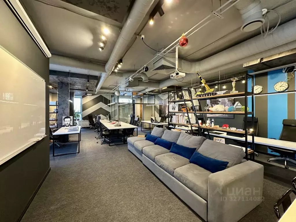 Помещение свободного назначения в Татарстан, Казань Габдуллы Тукая ... - Фото 1