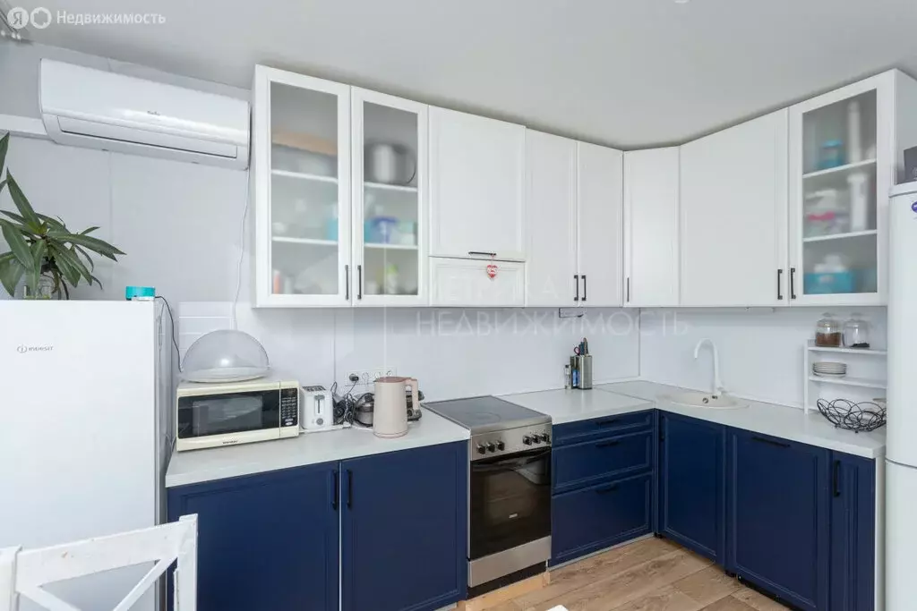 1-комнатная квартира: Тюмень, улица Монтажников, 42 (39.6 м) - Фото 2