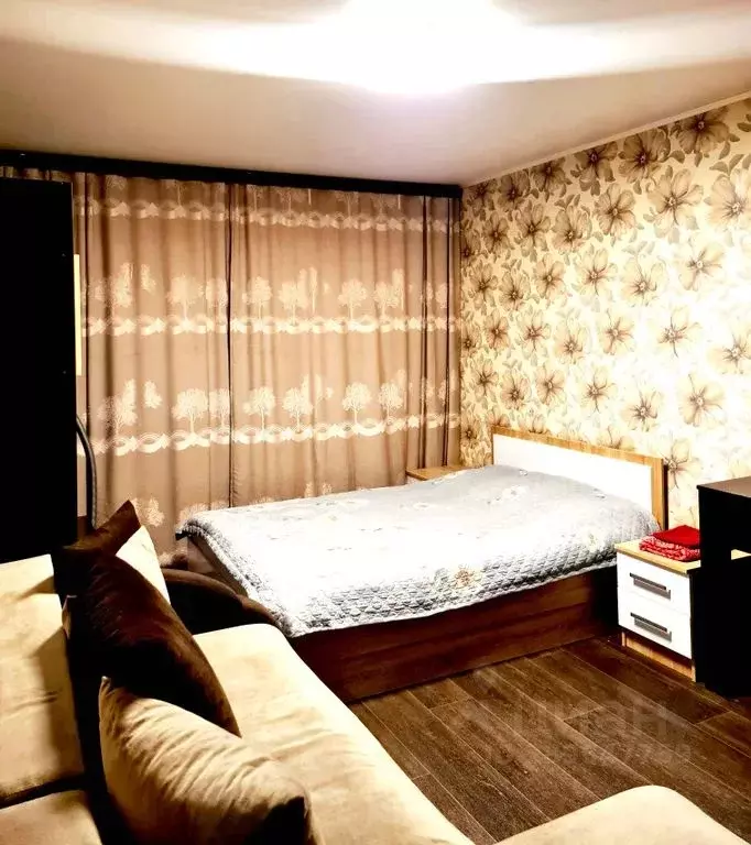 Комната Камчатский край, Петропавловск-Камчатский ул. Давыдова, 17 - Фото 1