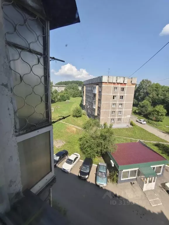3-к кв. Кемеровская область, Новокузнецк ул. Тореза, 74 (62.3 м) - Фото 1