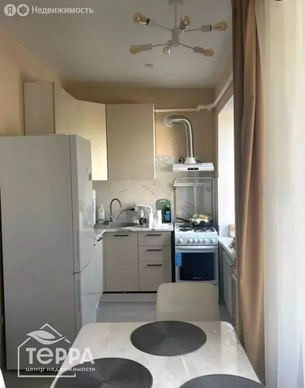 2-комнатная квартира: Евпатория, улица Казаса, 13 (41.5 м) - Фото 1