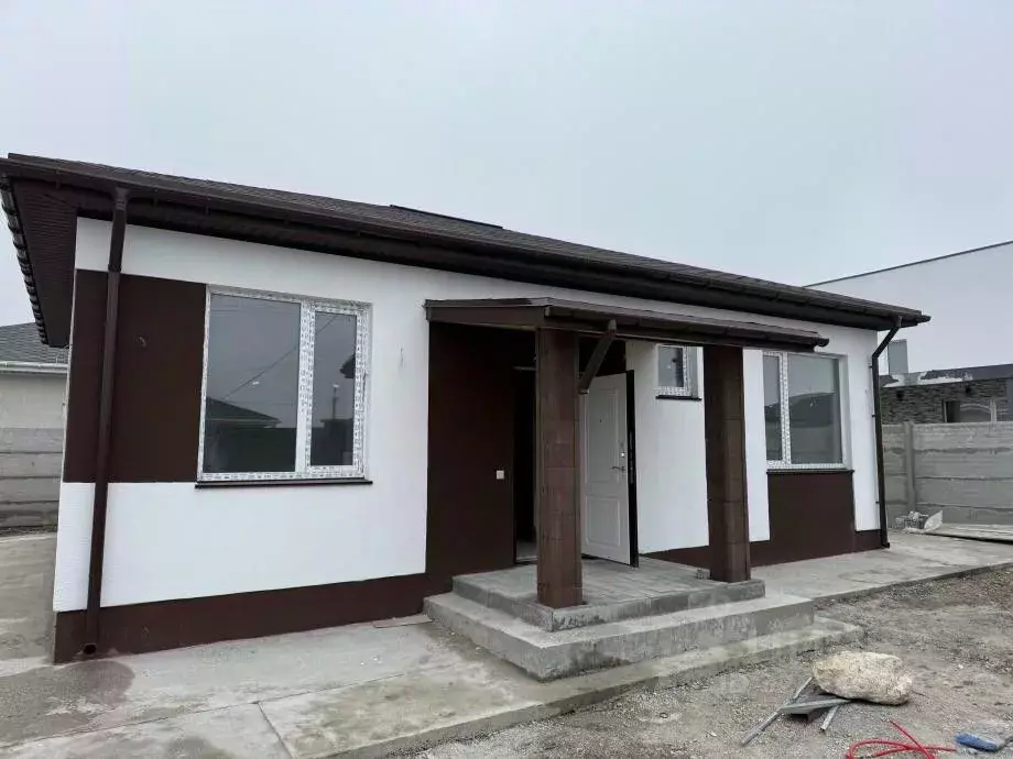 Дом в Крым, Симферополь ул. 27-я Коллективных Садов, 223 (95 м) - Фото 1