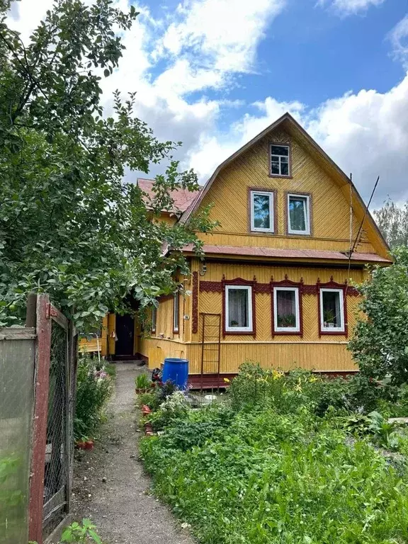 Дом в Ленинградская область, Гатчинский район, Вырица городской ... - Фото 0