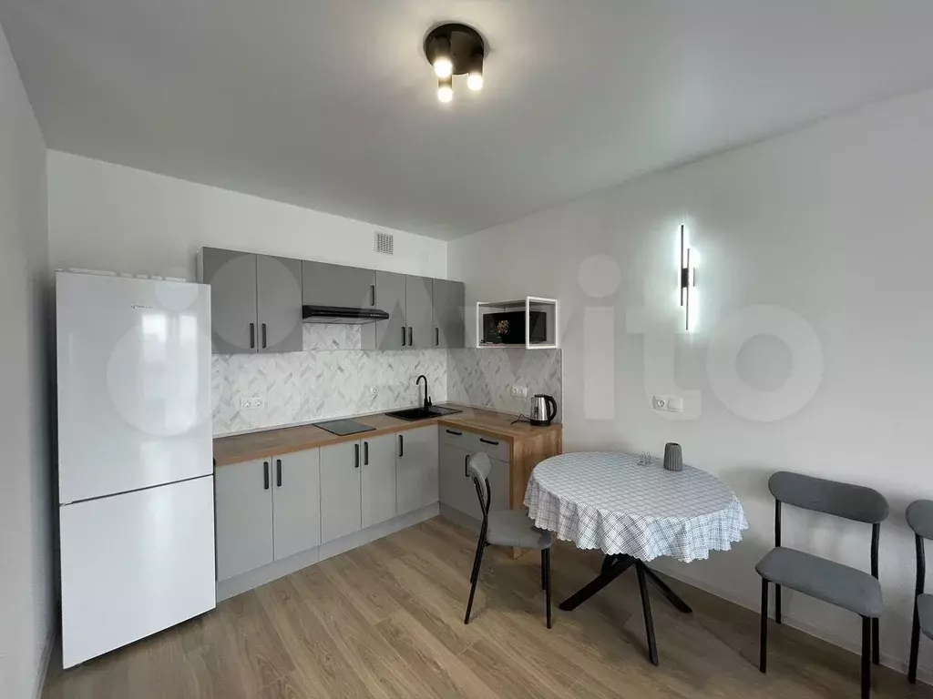 1-к. квартира, 40 м, 13/15 эт. - Фото 0