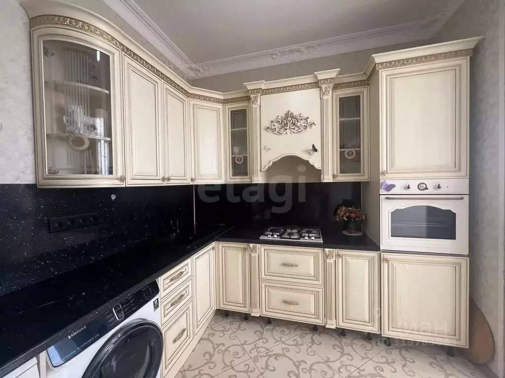 3-к кв. Дагестан, Махачкала ул. Башкирская, 7 (92.0 м) - Фото 0