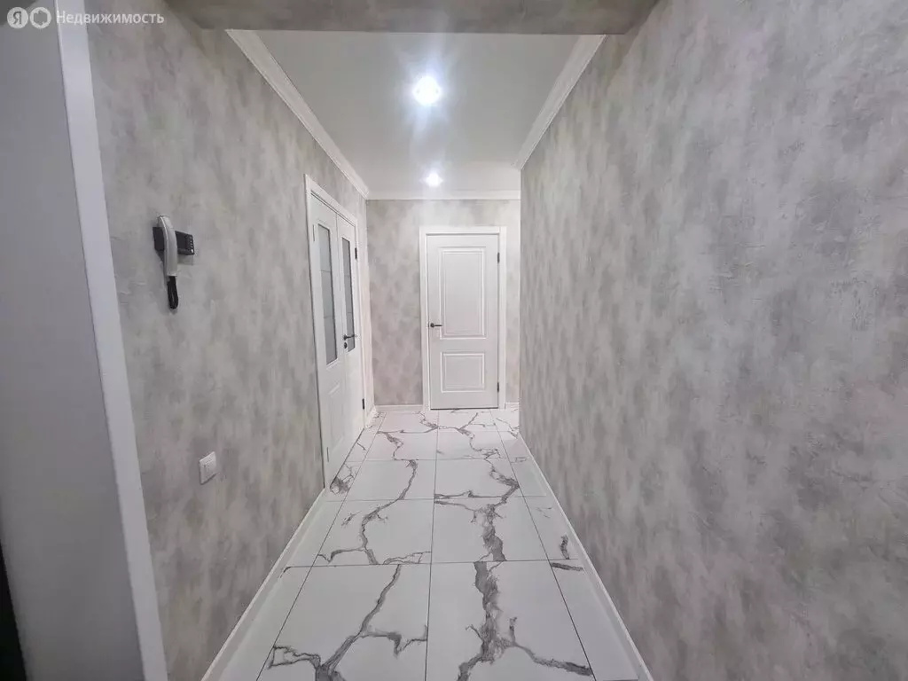 2-комнатная квартира: Белорецк, улица Крупской, 41 (71.4 м) - Фото 1