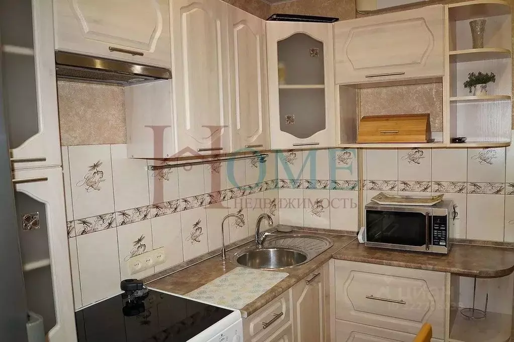 3-к кв. Новосибирская область, Новосибирск ул. Связистов, 139 (57.9 м) - Фото 0