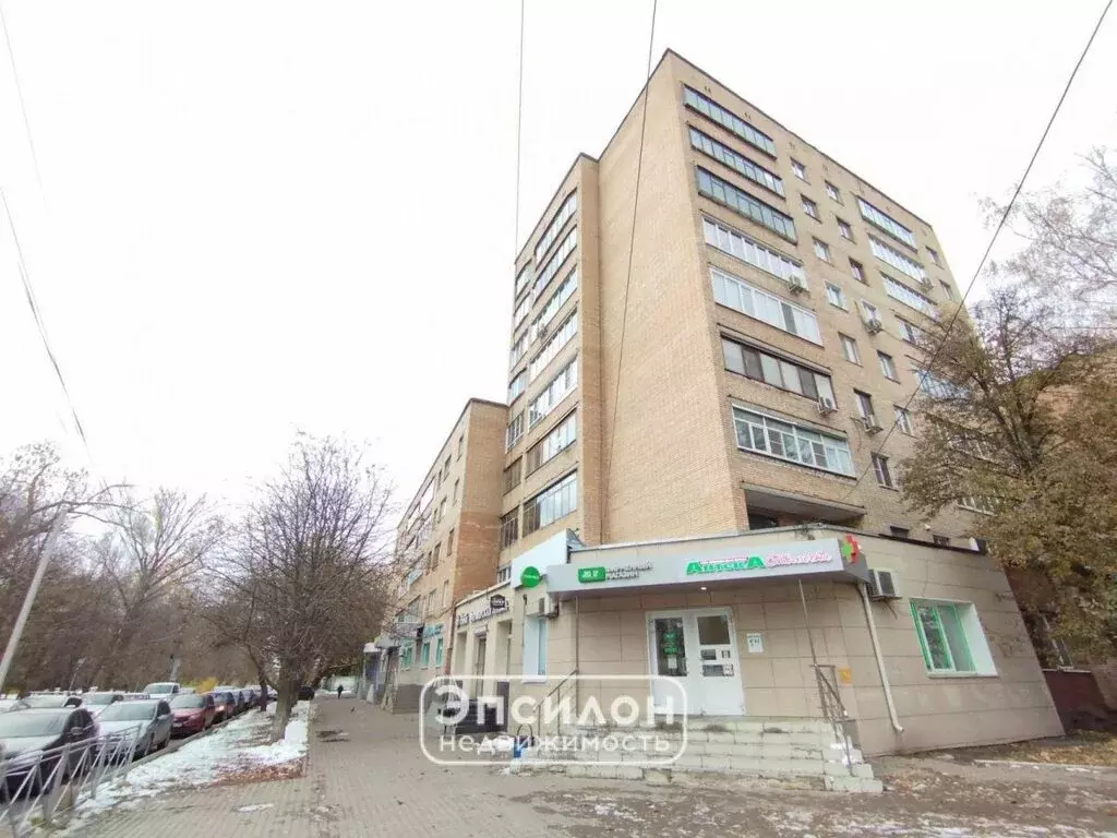 3-комнатная квартира: Курск, улица Радищева, 82 (59.7 м) - Фото 1