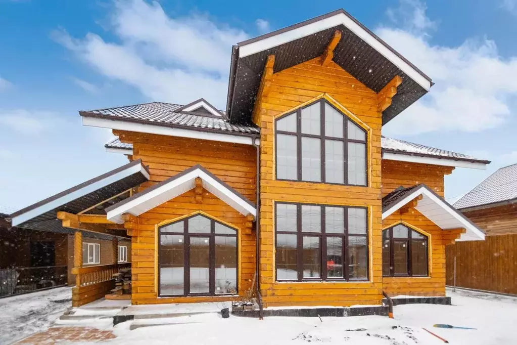 Коттедж в Красноярский край, Красноярск ул. 1-я Таймырская, 3 (200 м) - Фото 1