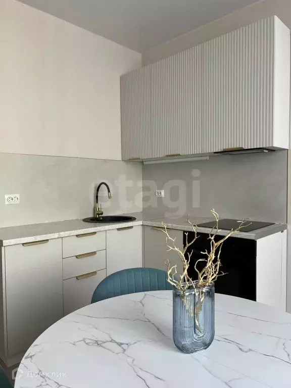Продаётся 2-к квартира, 74 м - Фото 0