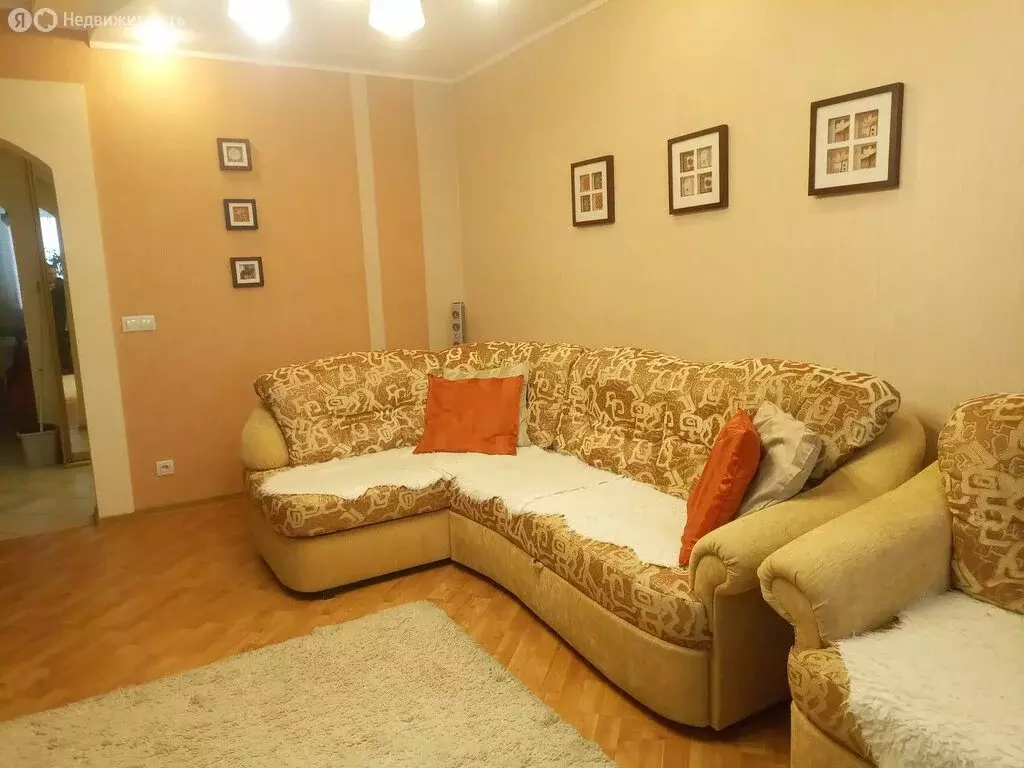 3-комнатная квартира: Великий Новгород, Западный район, улица ... - Фото 2