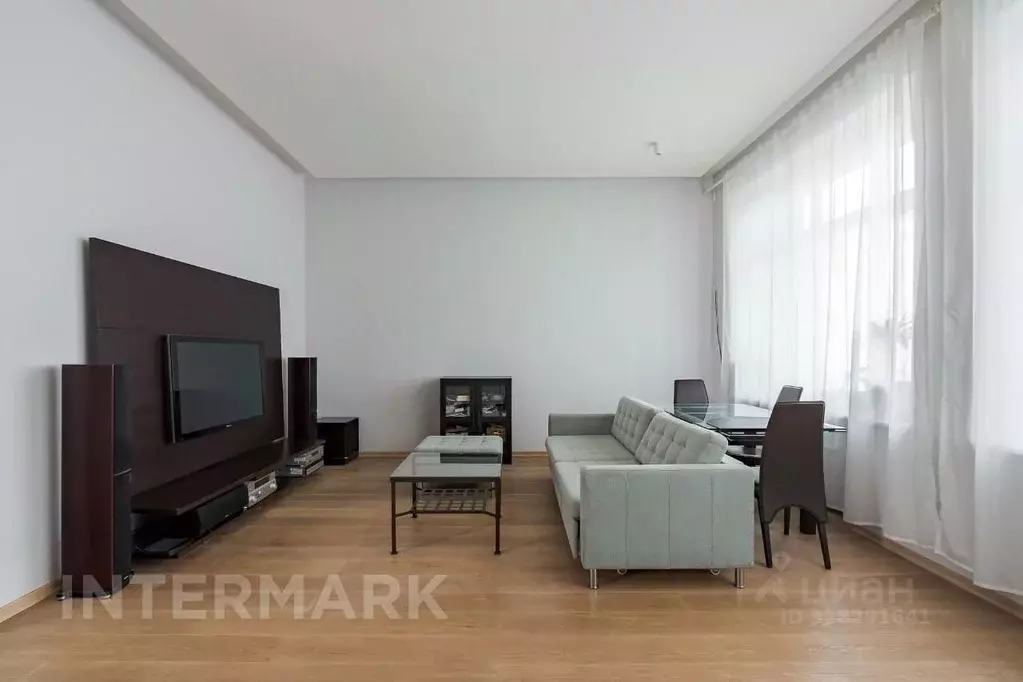 2-к кв. Москва ул. Серафимовича, 2 (78.0 м) - Фото 0