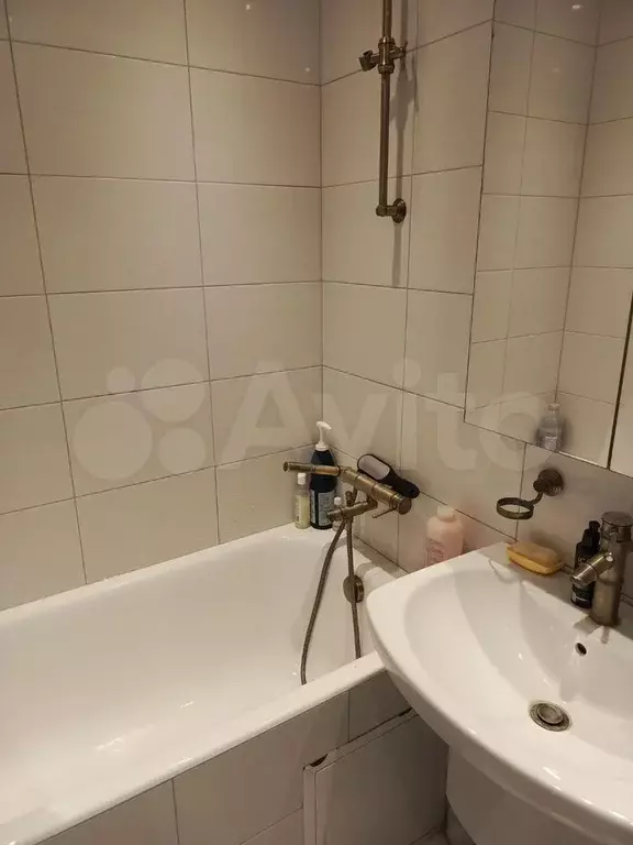 Комната 14 м в 2-к., 12/14 эт. - Фото 1
