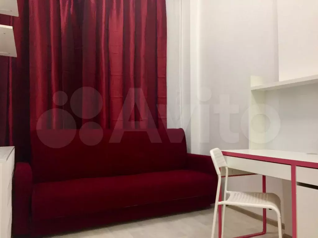 Комната 12 м в 4-к., 2/6 эт. - Фото 0