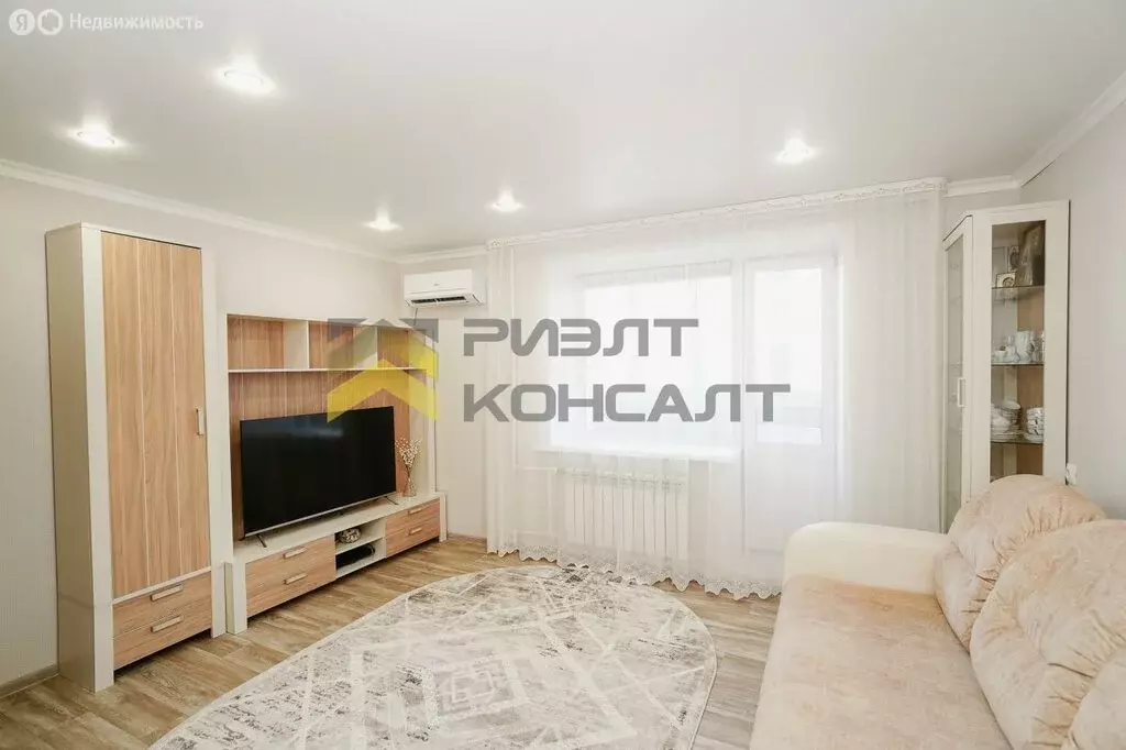 1-комнатная квартира: Омск, улица Челюскинцев, 100 (33 м) - Фото 1