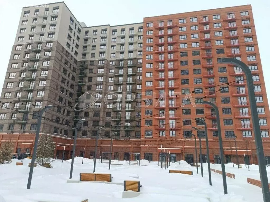 2-комнатная квартира: Тюмень, улица Ильи Кургузова, 3 (69.4 м) - Фото 1