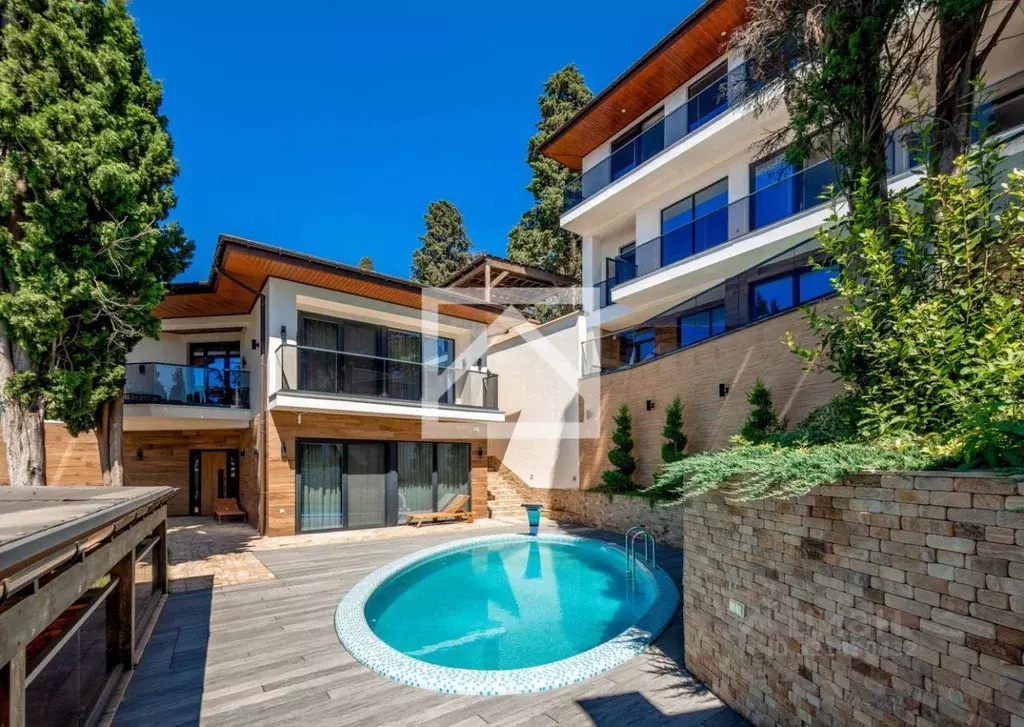 Дом в Крым, Ялта муниципальный округ, Массандра пгт ул. Мира (640 м) - Фото 1