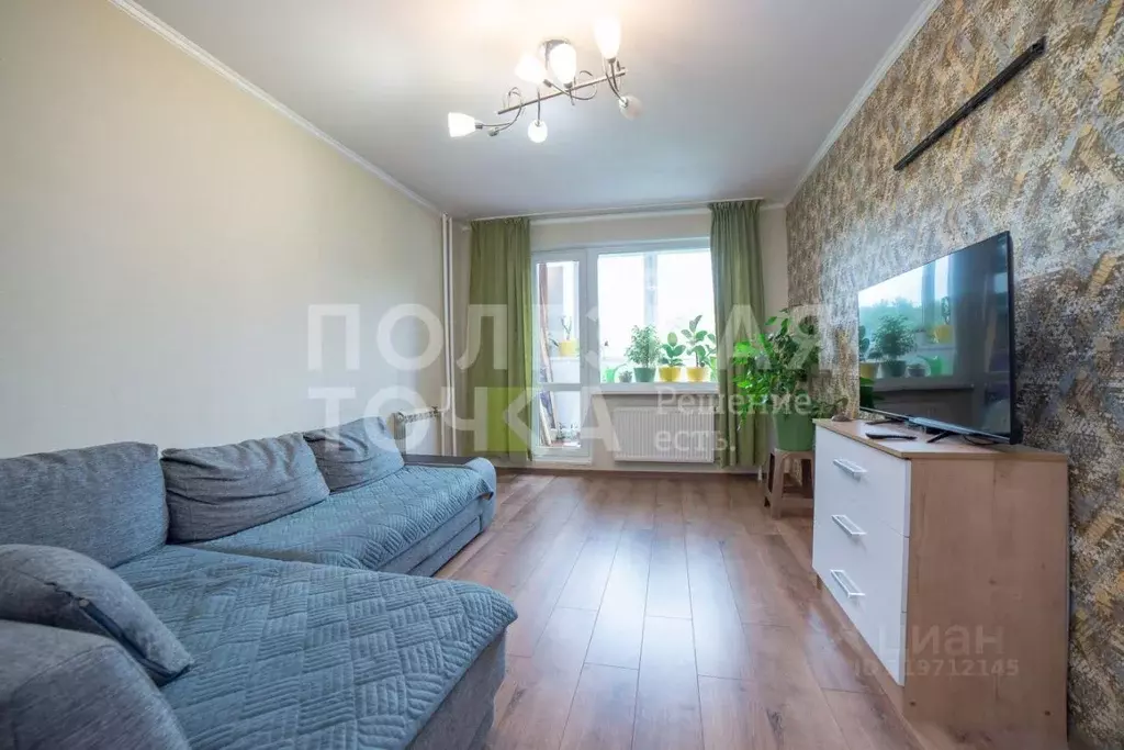 3-к кв. Свердловская область, Екатеринбург ул. Прониной, 121 (66.0 м) - Фото 1