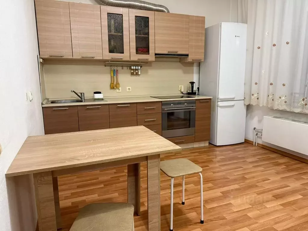 1-к кв. Свердловская область, Екатеринбург ул. 8 Марта, 194 (43.0 м) - Фото 2