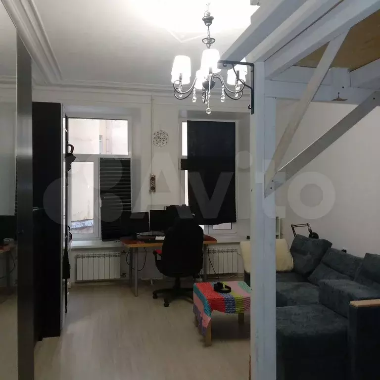 Комната 25 м в 4-к., 2/5 эт. - Фото 0