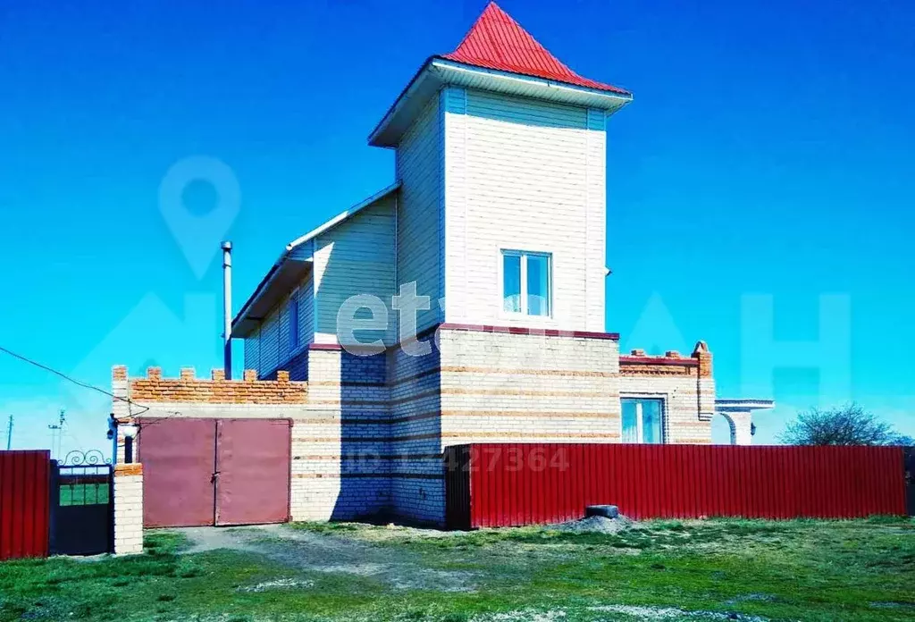 Дом в Курганская область, Целинный район, с. Половинное (190.0 м) - Фото 1