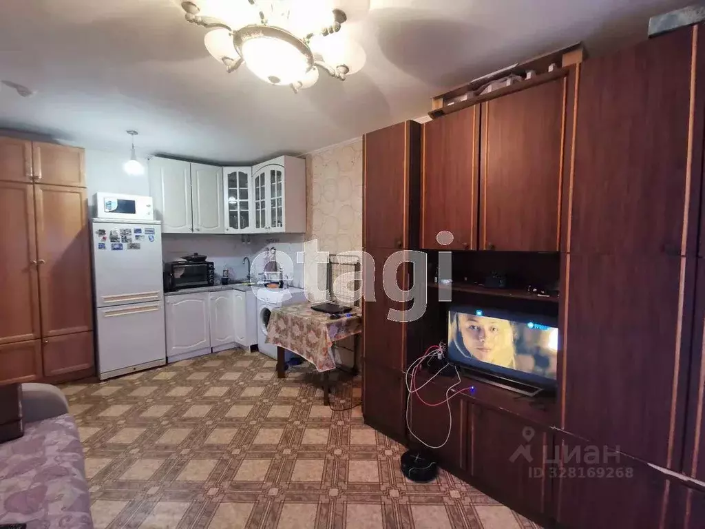 Комната Ямало-Ненецкий АО, Новый Уренгой Железнодорожная ул., 6 (17.8 ... - Фото 1