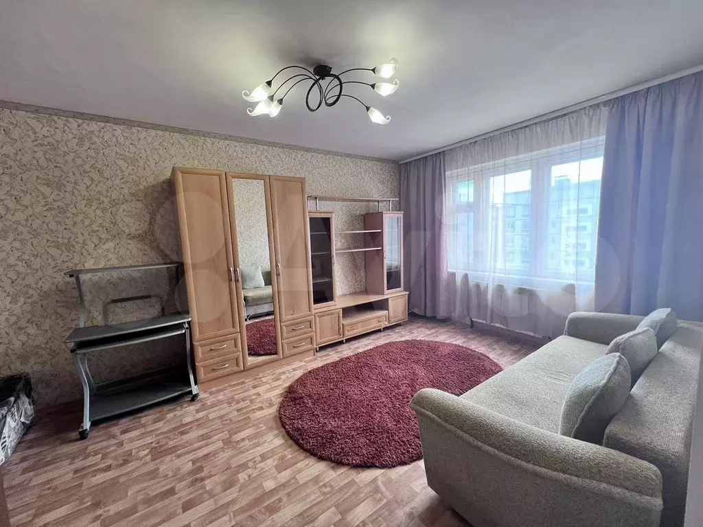 1-к. квартира, 40 м, 9/10 эт. - Фото 0