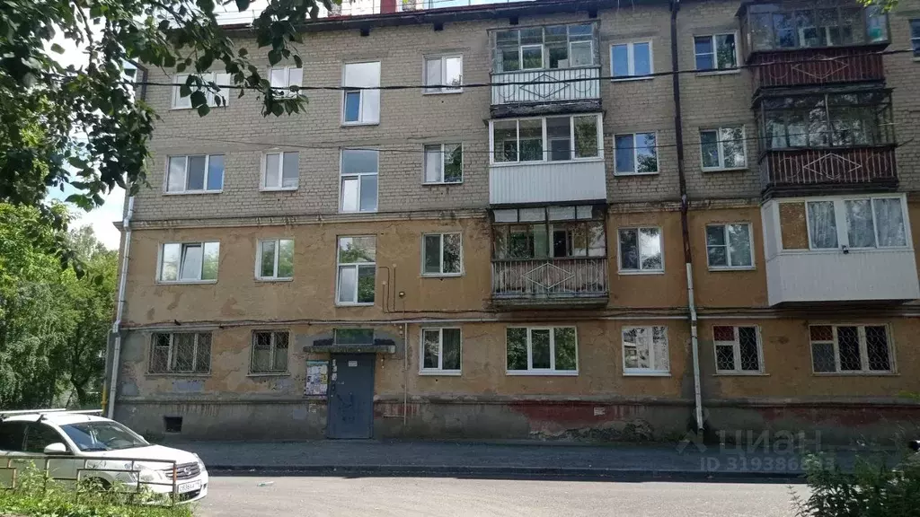 2-к кв. Свердловская область, Екатеринбург ул. Маневровая, 17 (40.0 м) - Фото 1