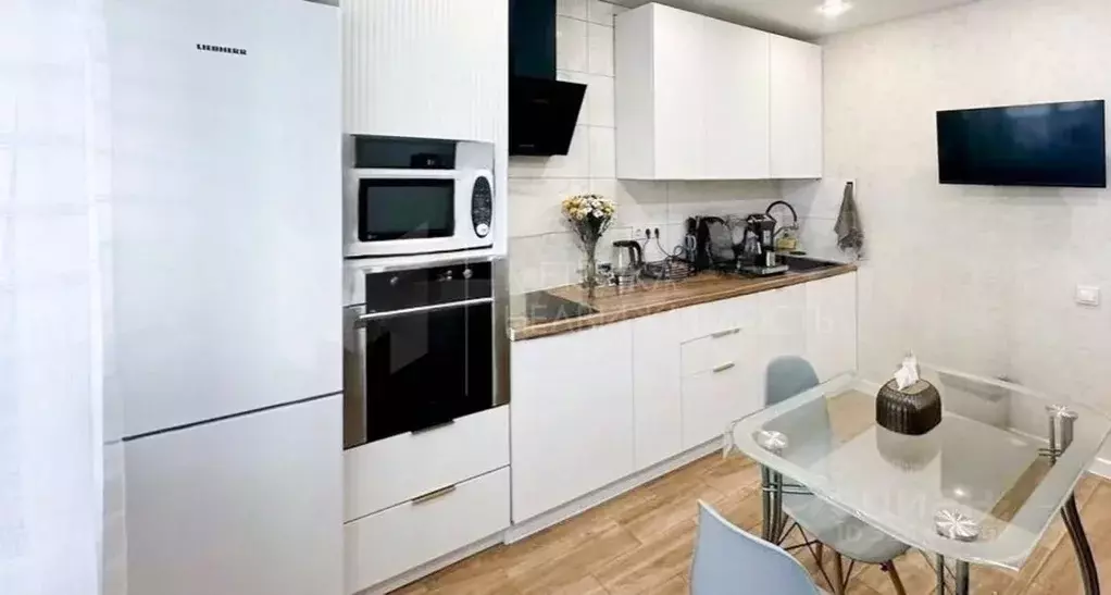 1-к кв. Тюменская область, Тюмень ул. Тальниковая, 3 (36.8 м) - Фото 1