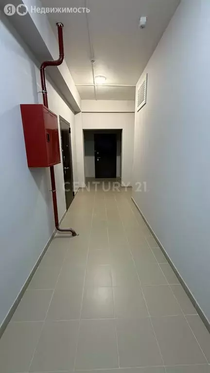 1-комнатная квартира: Махачкала, улица Эльзы Ибрагимовой, 13 (50 м) - Фото 1