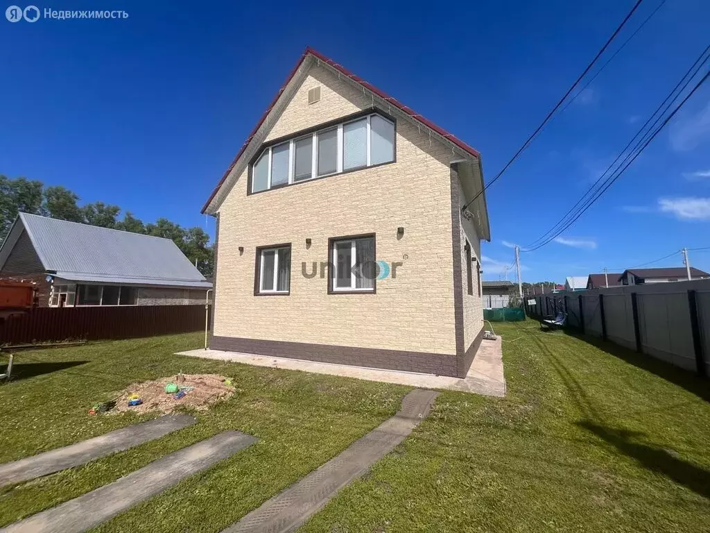 Дом в село Иглино, улица А. Фета, 7 (120 м) - Фото 1