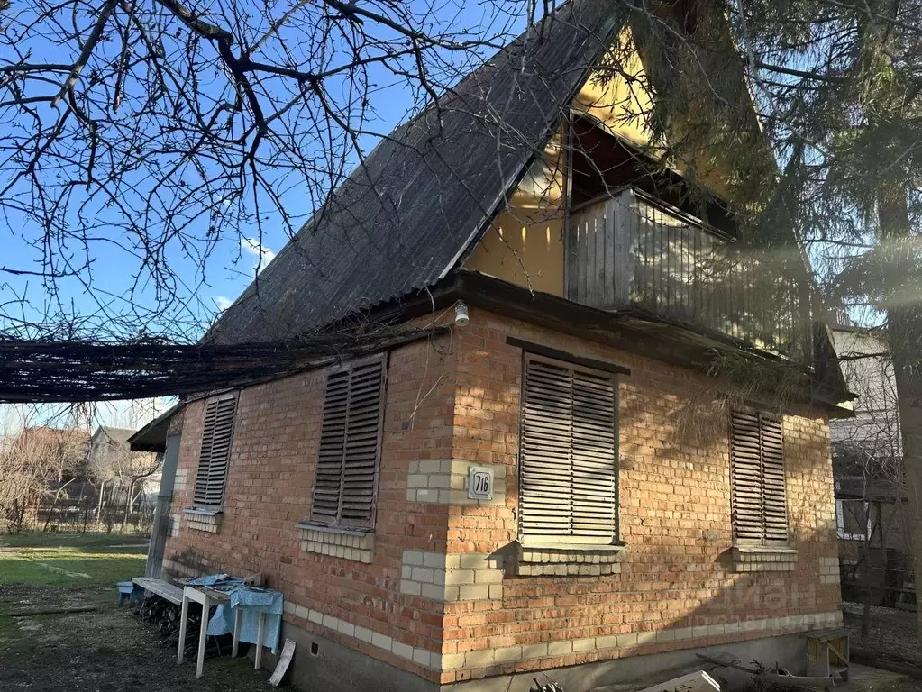 Дом в Саратовская область, Энгельсский район, Красноярское ... - Фото 1