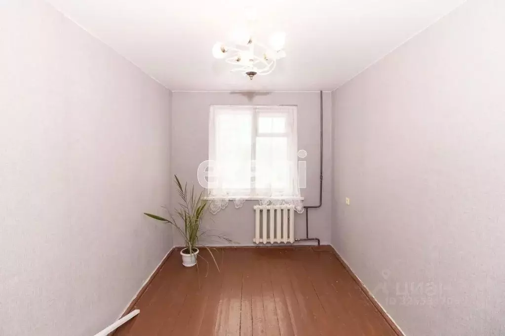 3-к кв. Тюменская область, Тюмень ул. Воровского, 23 (62.4 м) - Фото 2