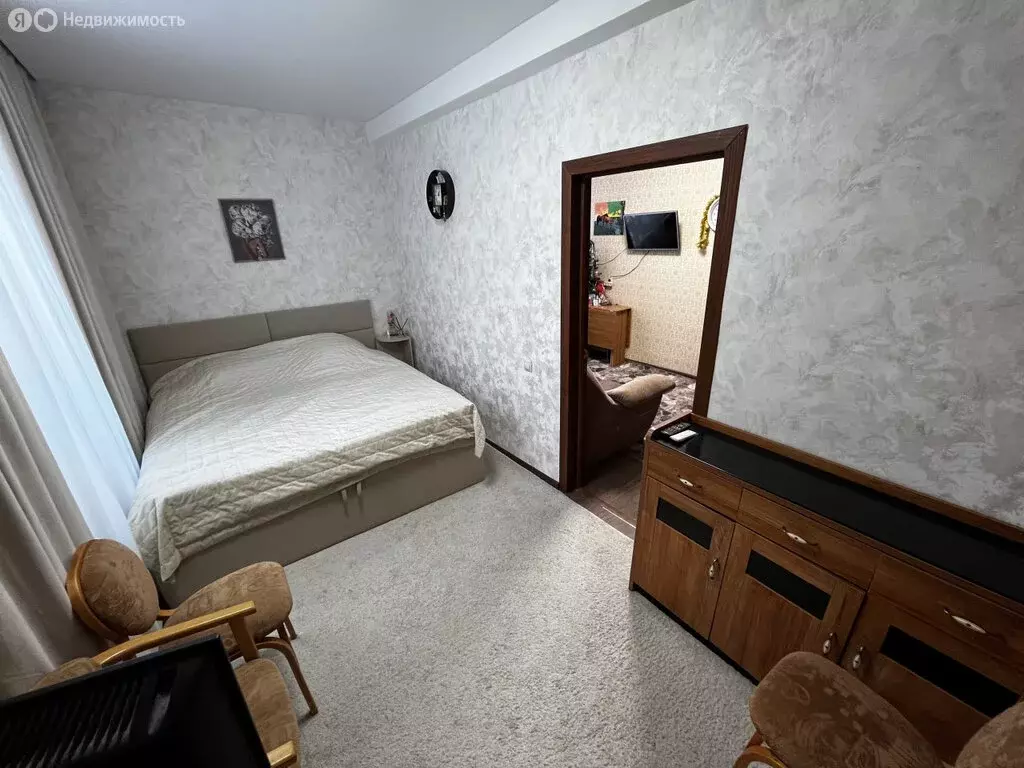 2-комнатная квартира: Екатеринбург, Карельская улица, 72 (41.5 м) - Фото 2