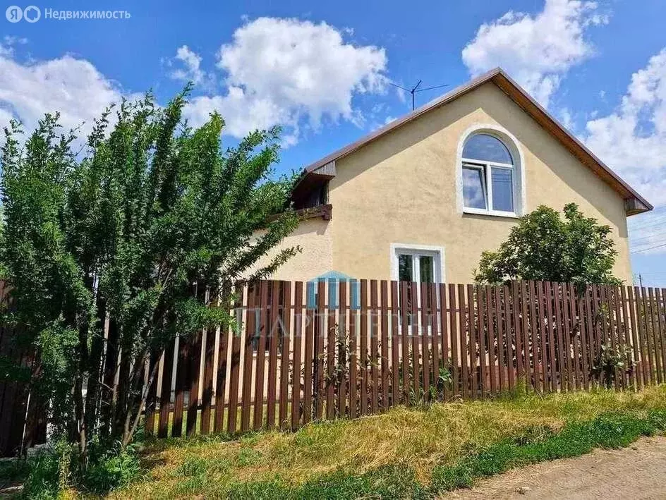 Дом в село Чубовка, Советская улица, 49 (104 м) - Фото 0
