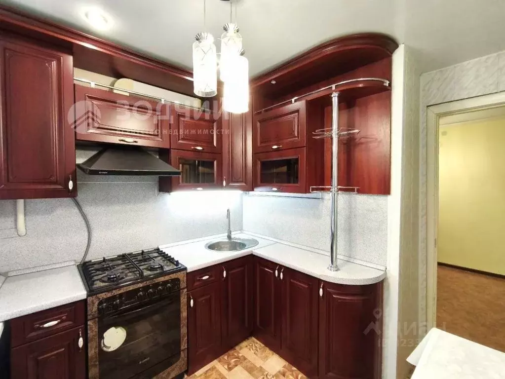 2-к кв. Чувашия, Канаш Трудовая ул., 5 (43.0 м) - Фото 1