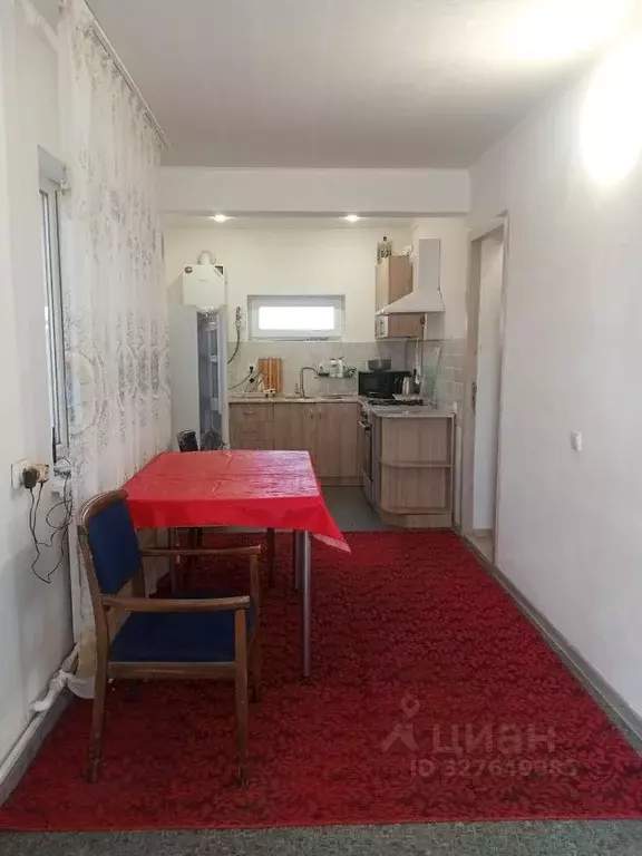 Дом в Крым, Симферопольский район, Гвардейское с/пос, с. Софиевка ул. ... - Фото 1