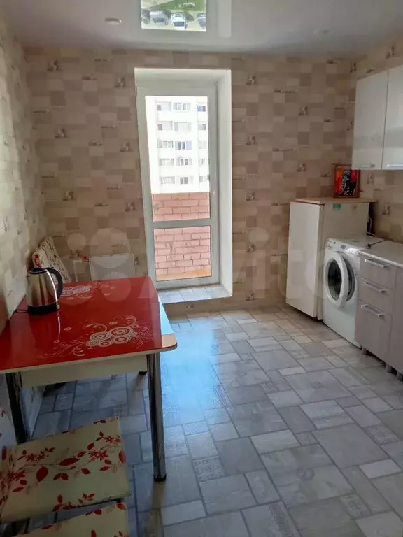 1-к. квартира, 40 м, 4/11 эт. - Фото 1