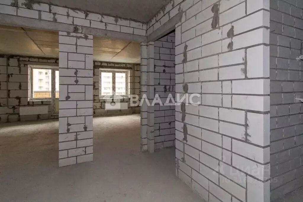 2-к кв. Владимирская область, Владимир просп. Строителей, 9к2 (64.9 м) - Фото 2