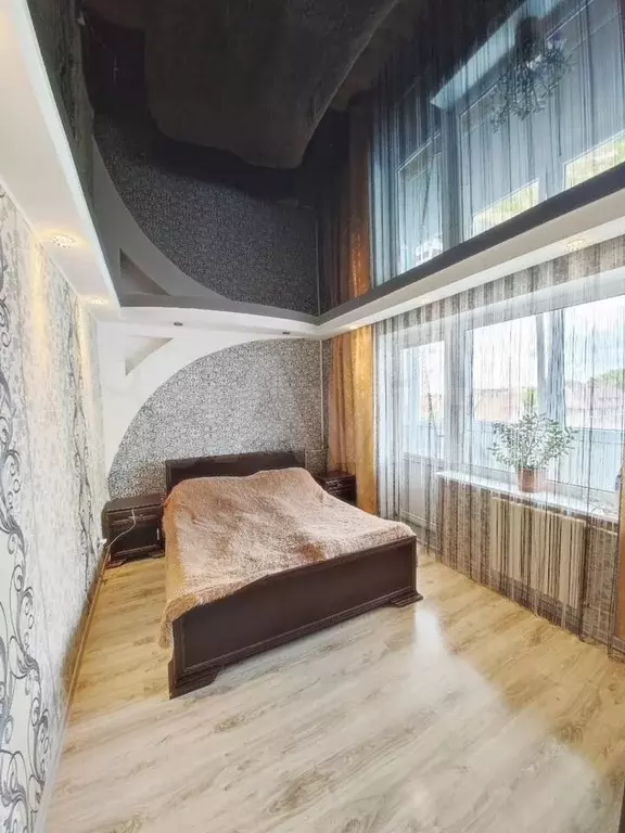 3-к. квартира, 70 м, 4/5 эт. - Фото 1