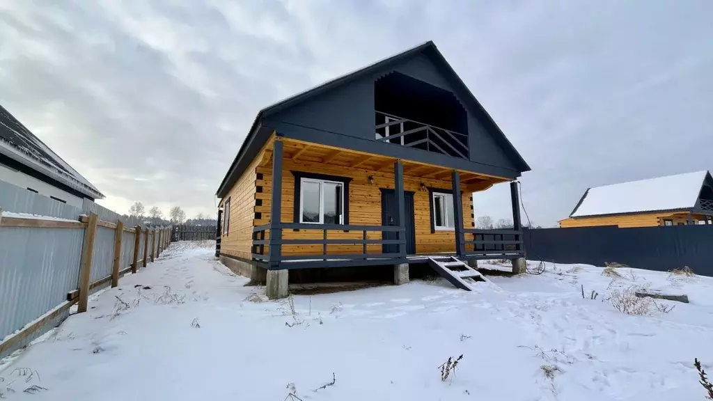 Дом в Иркутская область, Иркутский муниципальный округ, д. Карлук, ... - Фото 1