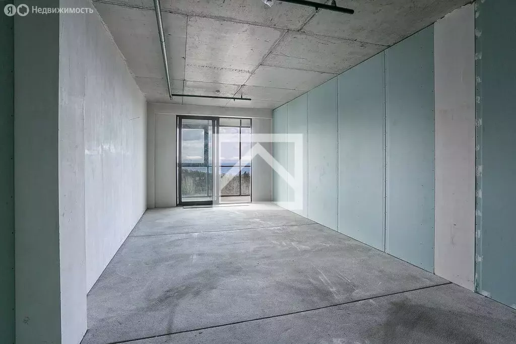 Квартира-студия: Алушта, Парковая улица, 7 (41 м) - Фото 2