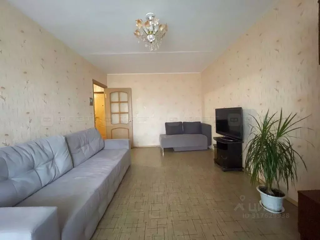 2-к кв. Татарстан, Казань ул. Юлиуса Фучика, 36 (57.0 м) - Фото 0