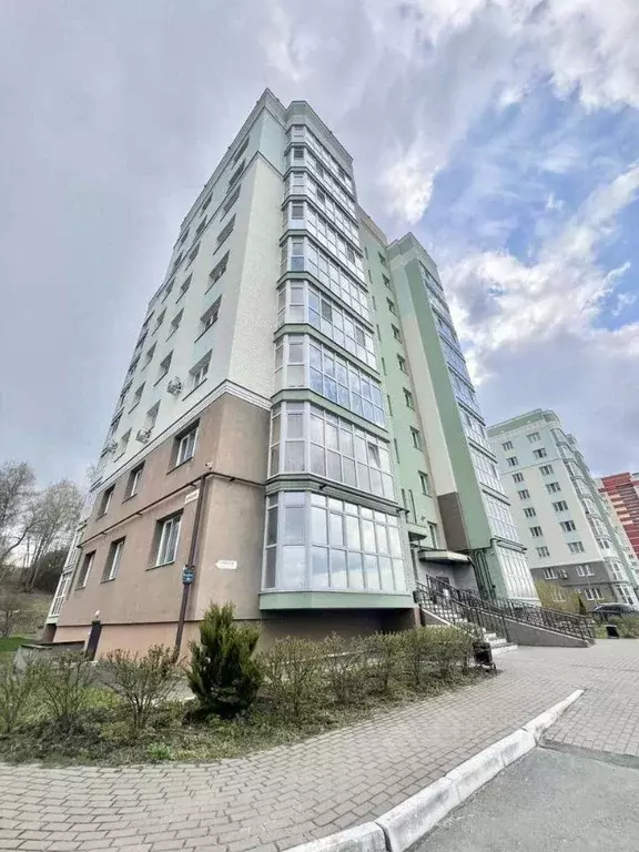 2-к кв. Брянская область, Брянск Бежицкая ул., 297А (67.0 м) - Фото 1