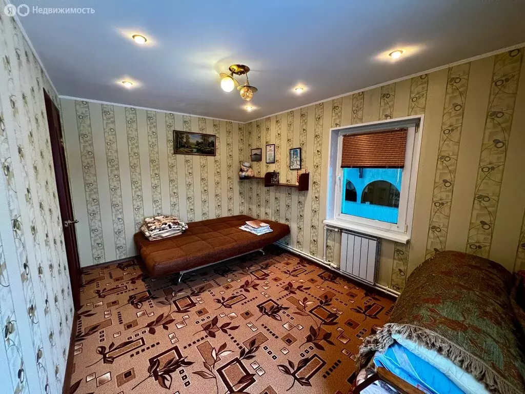 Дом в Златоуст, посёлок Новозлатоуст, квартал Комсомольский (101 м) - Фото 1