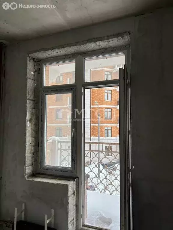 2-комнатная квартира: Красногорск, микрорайон Опалиха, улица Дежнёва, ... - Фото 2