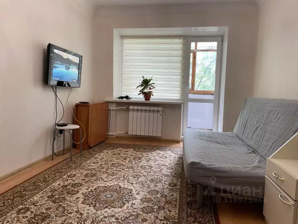 2-к кв. Татарстан, Казань ул. Лукина, 46 (48.0 м) - Фото 0