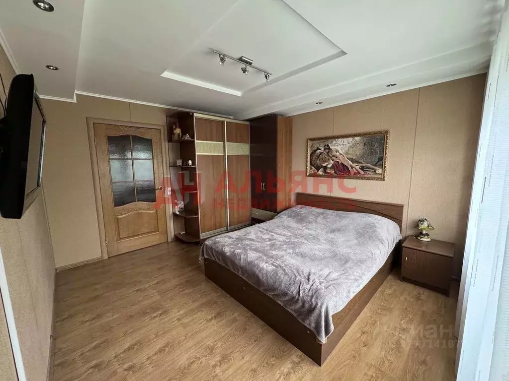 3-к кв. Самарская область, Кинель ул. Маяковского, 80 (59.5 м) - Фото 1