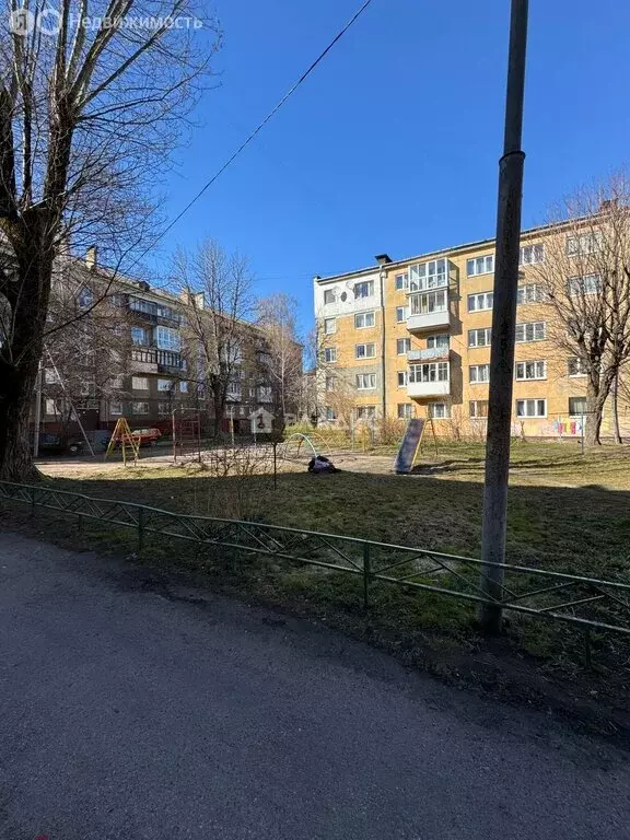 3-комнатная квартира: Калининград, улица Багратиона, 70 (59.2 м) - Фото 2