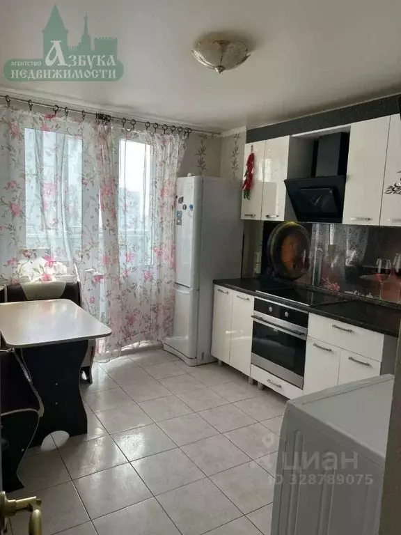 2-к кв. Смоленская область, Смоленск ул. Попова, 113 (56.0 м) - Фото 1